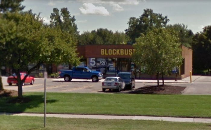 Blockbuster Video - Livonia - 30997 5 Mile Rd